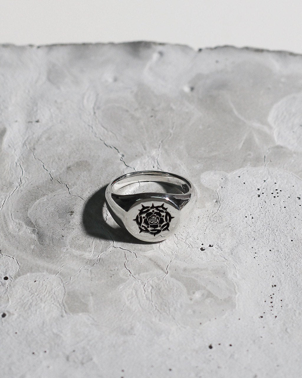 From Seal to Signet Rings: A Shared Heritage